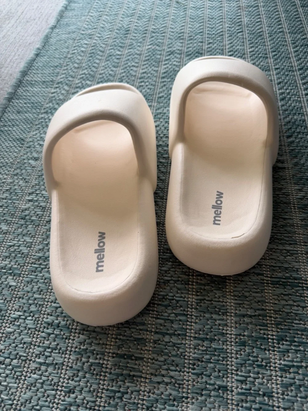 Mellow Soft Cloud Slides